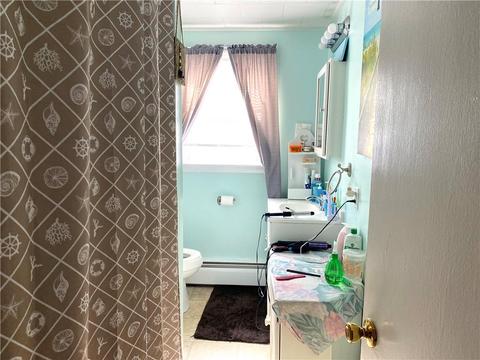 243 Carnation St, Woonsocket, RI 02895 photo 17