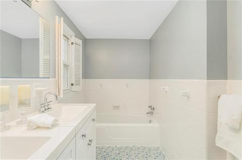 2 Prudence Ln, Warren, RI 02885 photo 13