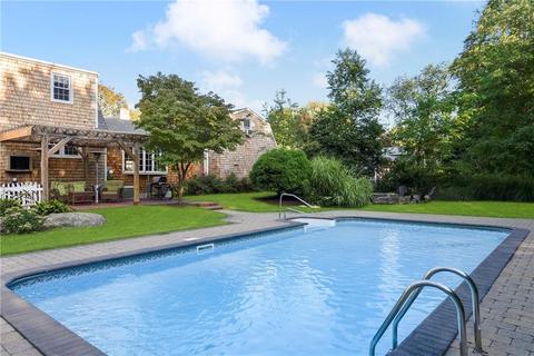 2 Prudence Ln, Warren, RI 02885 photo 24