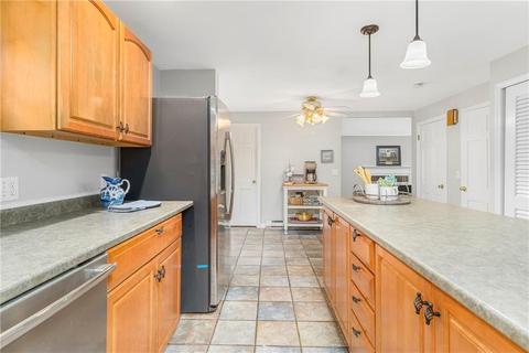 2 Prudence Ln, Warren, RI 02885 photo 6