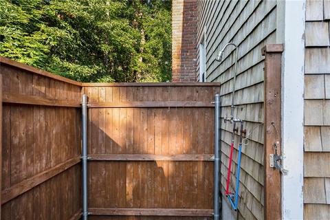 2 Prudence Ln, Warren, RI 02885 photo 27