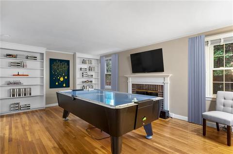 2 Prudence Ln, Warren, RI 02885 photo 10