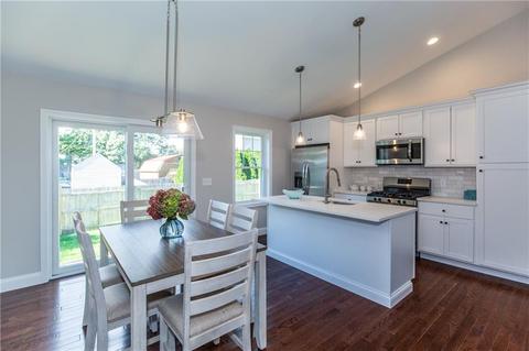 21 Arlee St, Warwick, RI 02889 photo 7