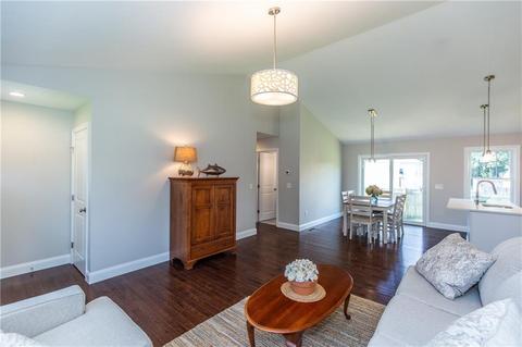 21 Arlee St, Warwick, RI 02889 photo 6
