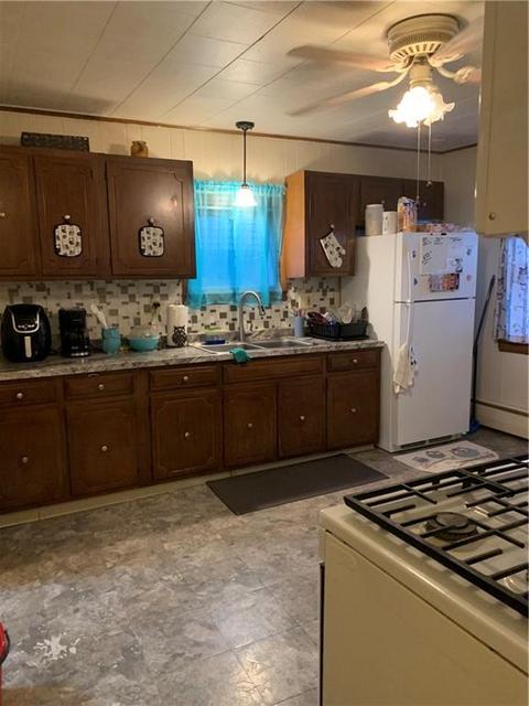 138 High St, Woonsocket, RI 02895 photo 16