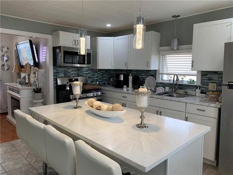 138 High St, Woonsocket, RI 02895 photo 1
