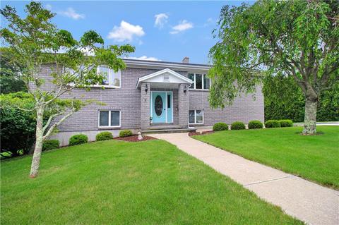 7 Thompson Ave, Westerly, RI 02891 photo 1