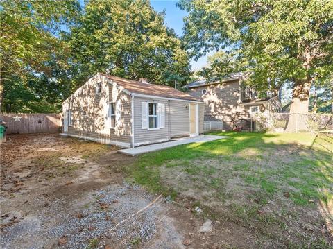 41 Walton Ave, Warwick, RI 02886 photo 13