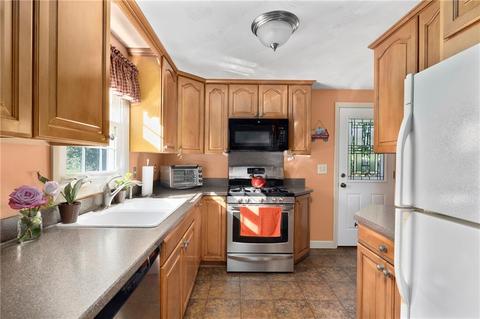 133 Long Entry Rd, Glocester, RI 02814 photo 7