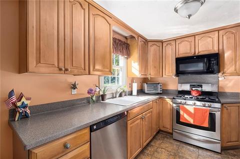 133 Long Entry Rd, Glocester, RI 02814 photo 8