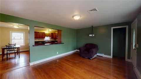 15 Marigold Dr, Warwick, RI 02889 photo 8