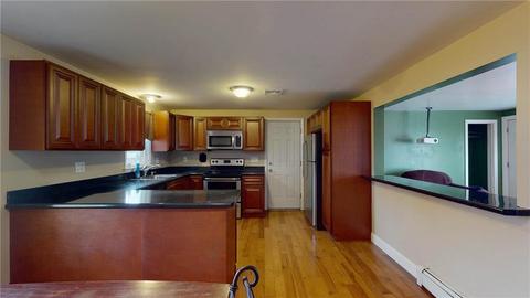 15 Marigold Dr, Warwick, RI 02889 photo 4
