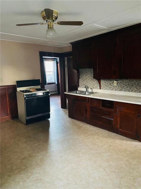 18 Estes St, Woonsocket, RI 02895 photo 5