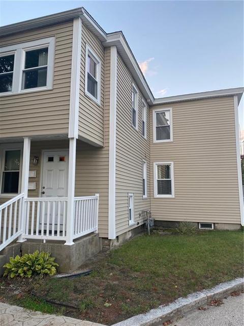 18 Estes St, Woonsocket, RI 02895 photo 3