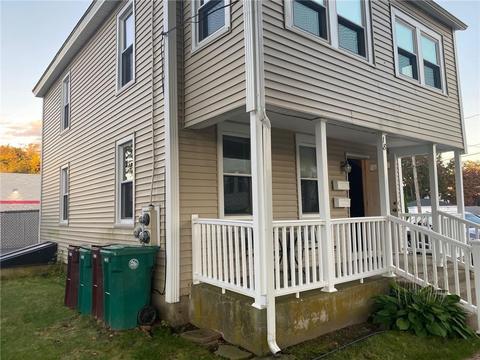 18 Estes St, Woonsocket, RI 02895 photo 2