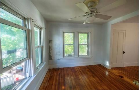 25 Glen Rd, Woonsocket, RI 02895 photo 10