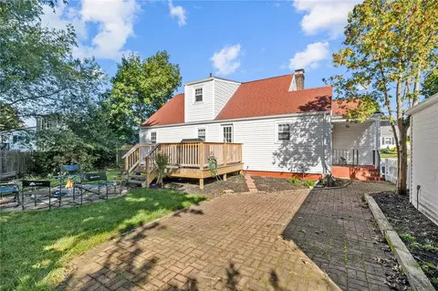 32 Cavalcade Blvd, Warwick, RI 02889 photo 7