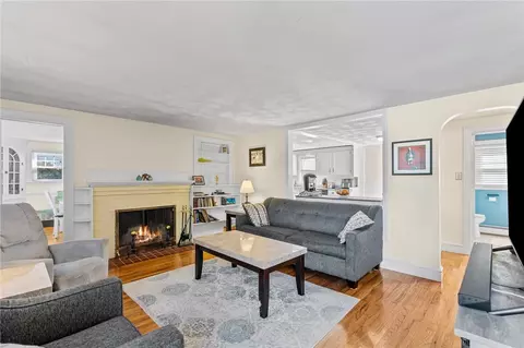 32 Cavalcade Blvd, Warwick, RI 02889 photo 12