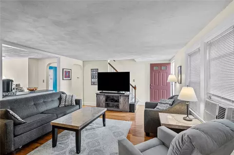 32 Cavalcade Blvd, Warwick, RI 02889 photo 13