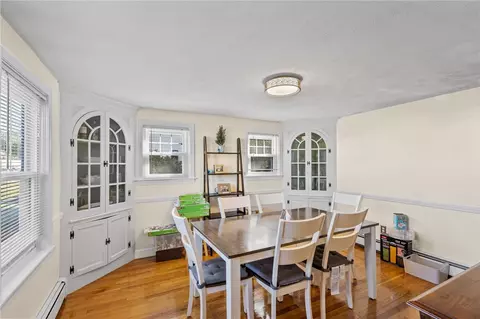 32 Cavalcade Blvd, Warwick, RI 02889 photo 17