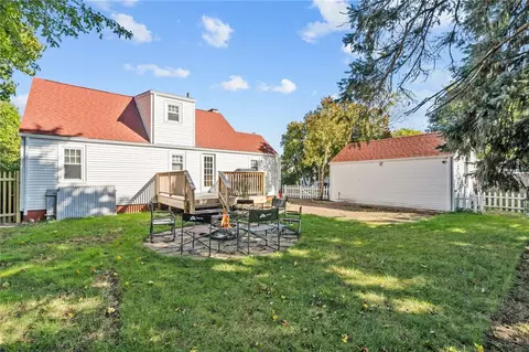 32 Cavalcade Blvd, Warwick, RI 02889 photo 10