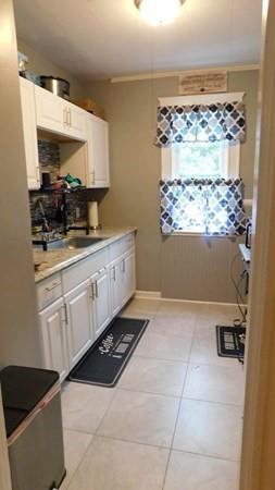 18 Oak Hill Ave, Woonsocket, RI 02895 photo 9