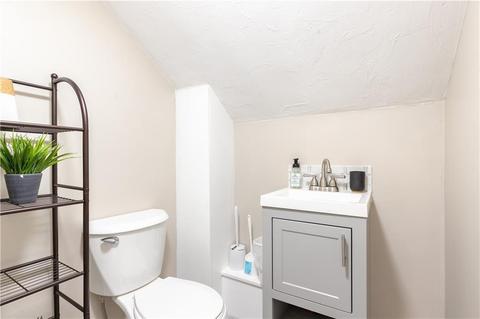 14 Greene St, Warwick, RI 02886 photo 22