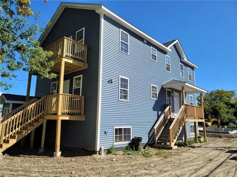 269 Olo St, Woonsocket, RI 02895 photo 3