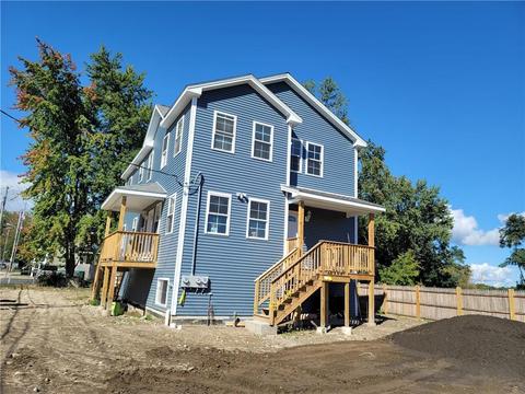 269 Olo St, Woonsocket, RI 02895 photo 2