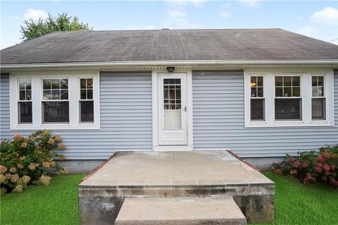 666 Main Ave, Warwick, RI 02886 photo 1