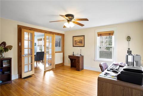 666 Main Ave, Warwick, RI 02886 photo 9