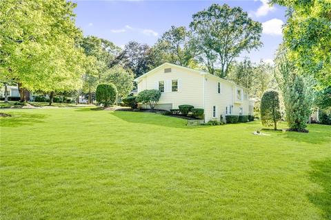 23 Hedgerow Dr, Warwick, RI 02886 photo 25