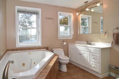 51 Pitman Rd, Warwick, RI 02886 photo 19