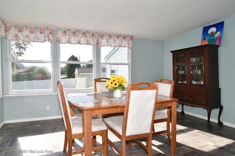 51 Pitman Rd, Warwick, RI 02886 photo 9