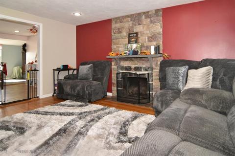 51 Pitman Rd, Warwick, RI 02886 photo 3