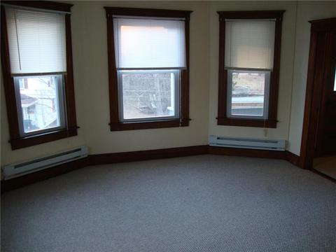 665 3rd Ave, Woonsocket, RI 02895 photo 18