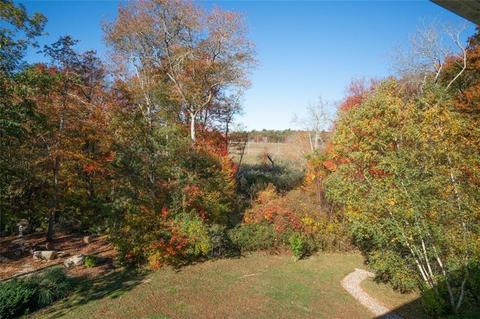 635 S County Trl, Exeter, RI 02822 photo 9
