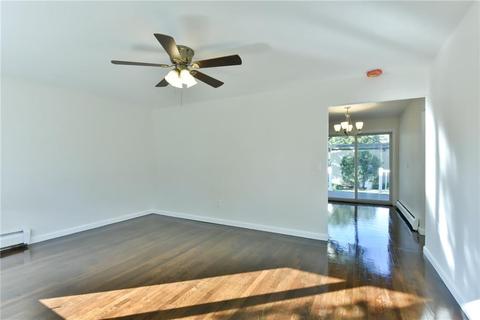 23 Meredith Dr, Coventry, RI 02816 photo 6