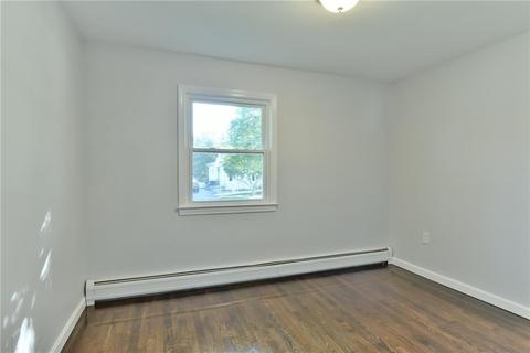23 Meredith Dr, Coventry, RI 02816 photo 13