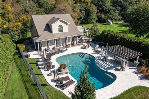 50 Crest Dr, Cranston, RI 02921 photo 39