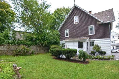 519 Bernon St, Woonsocket, RI 02895 photo 4