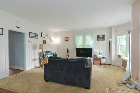 519 Bernon St, Woonsocket, RI 02895 photo 9