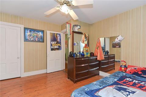 519 Bernon St, Woonsocket, RI 02895 photo 32