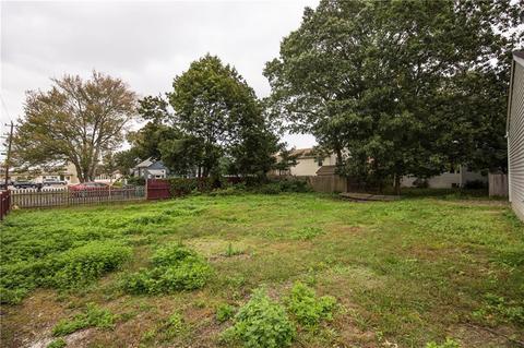 12 Salisbury St, Warwick, RI 02886 photo 6