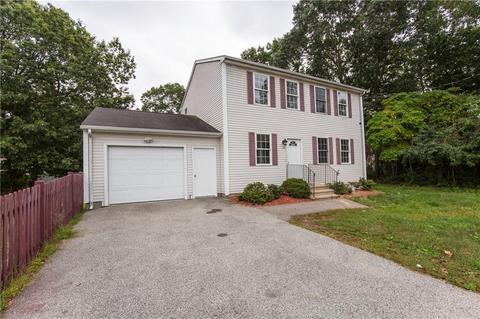 12 Salisbury St, Warwick, RI 02886 photo 3