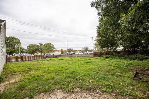 12 Salisbury St, Warwick, RI 02886 photo 7