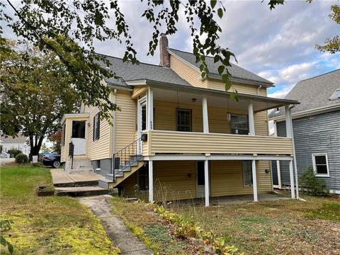 535 Coe St, Woonsocket, RI 02895 photo 2