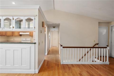 201 Maple St, Woonsocket, RI 02895 photo 8