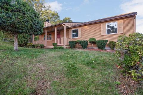 201 Maple St, Woonsocket, RI 02895 photo 1