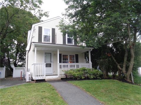 66 Hazard Ave, Warwick, RI 02889 photo 1